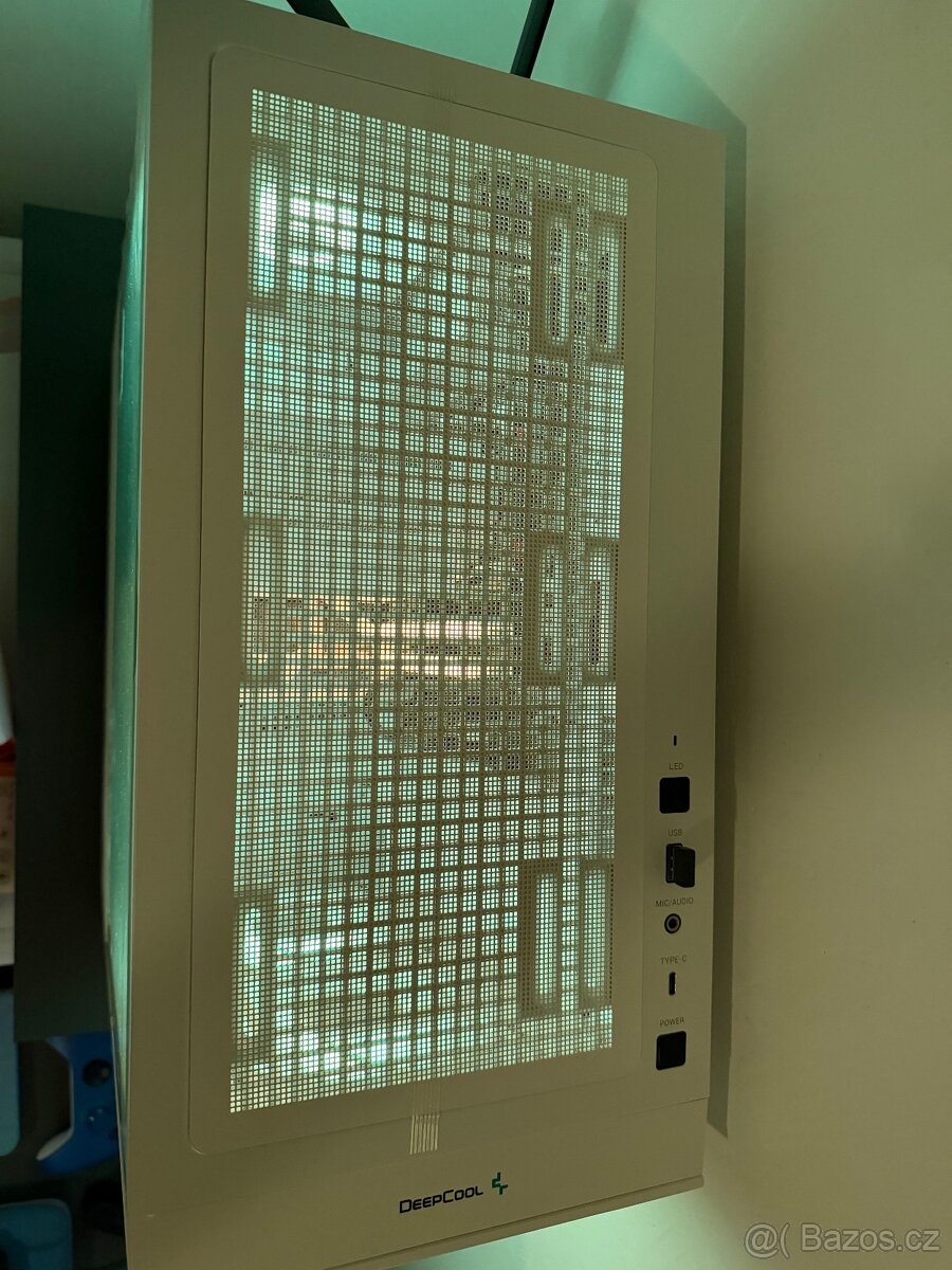 🤍 Herní PC "White Build" | RTX 5070 12G | Ryzen 5 | 32GB D - 3