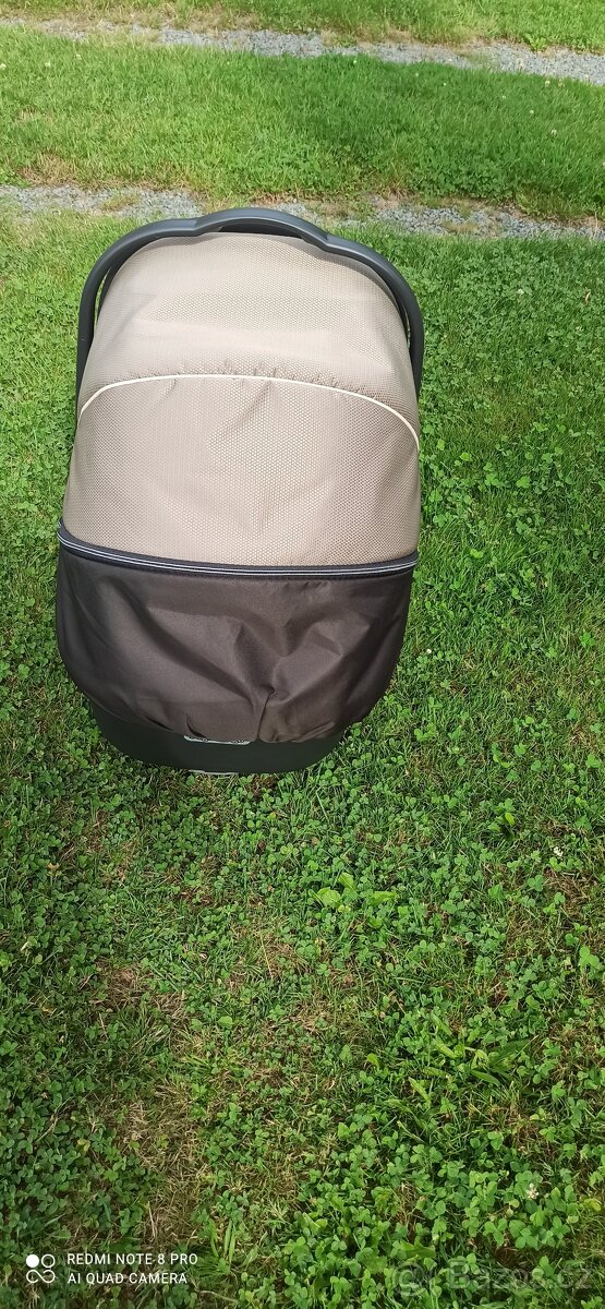 Prodám kočárek Peg Pérego, trojkolka - 3