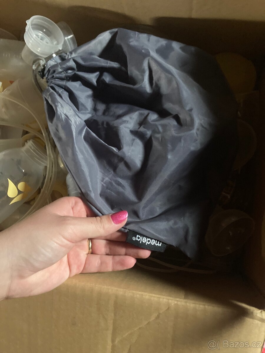 Odsávačka mléka Medela - 3