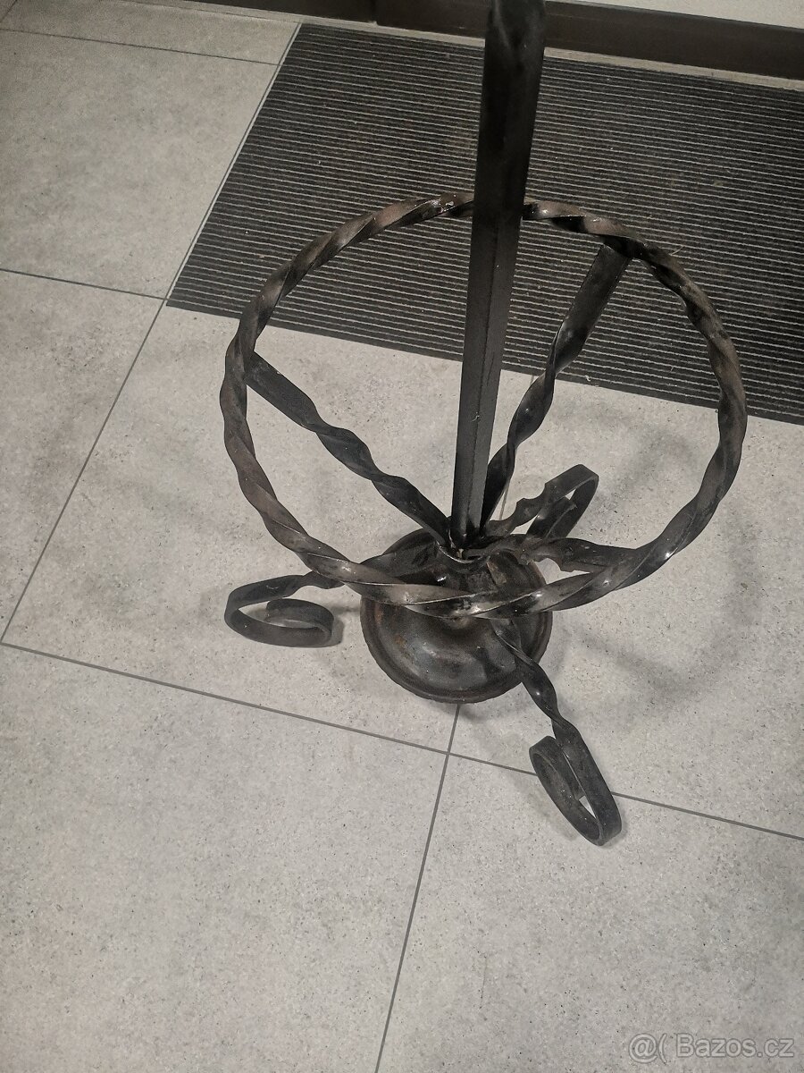 Ručně kovaný věšák - 3