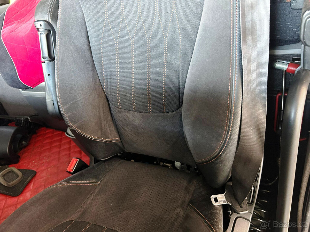 Sedačka řidiče DAF XF E6 106 480 - 3