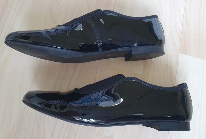 Černé lakýrkové baleríny značky André - 3