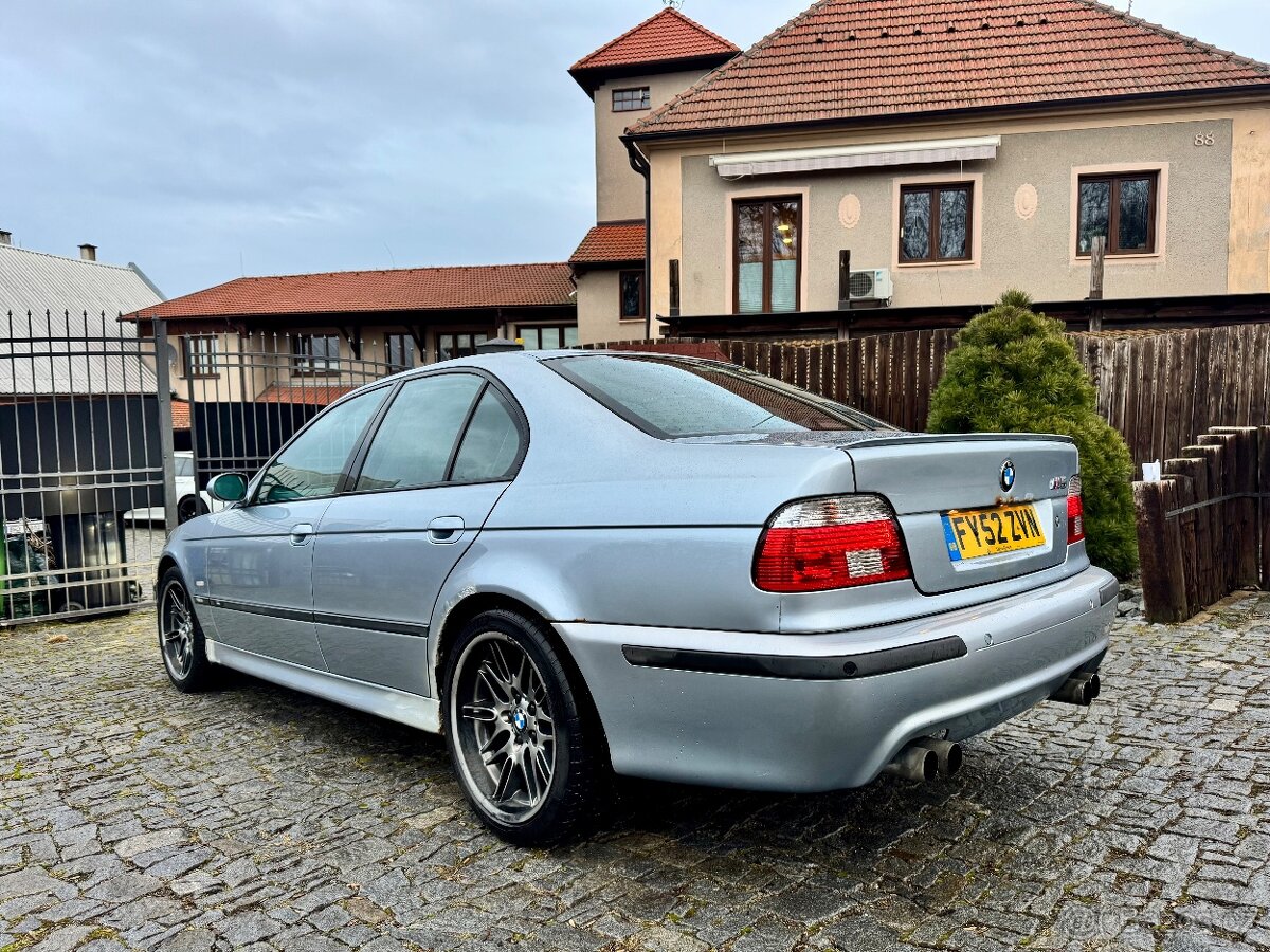 BMW M5 E39 BlueWater / nahradni dily - 3