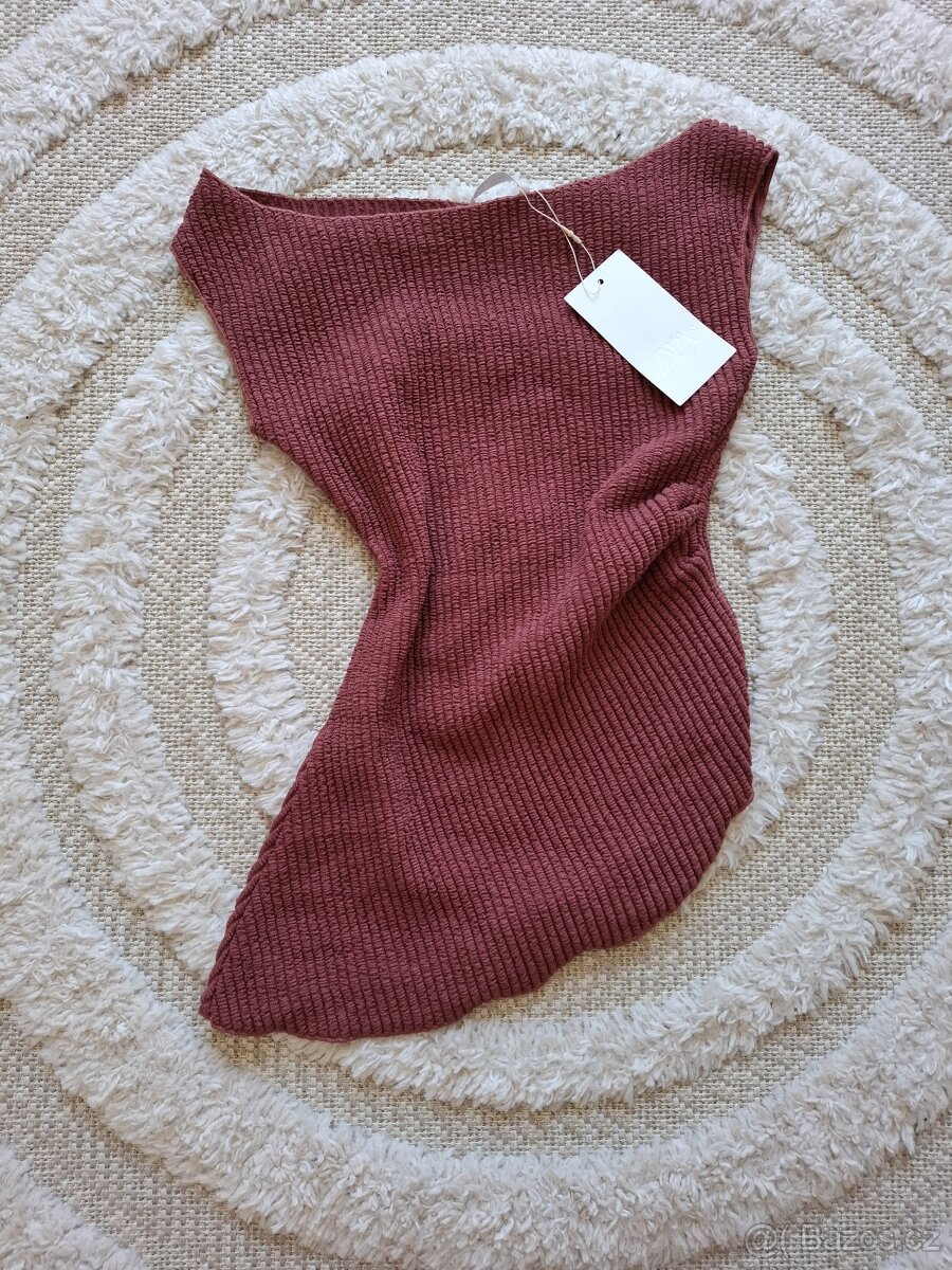 Asymetrický top Zara - 3