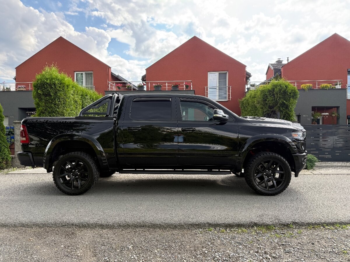 DODGE RAM 1500 LARAMIE ROUGH COUNTRY 6mist