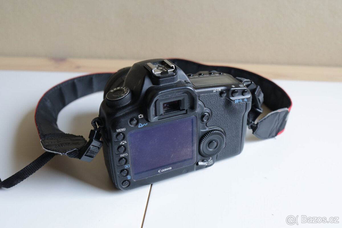 Canon 5D mark II - 3