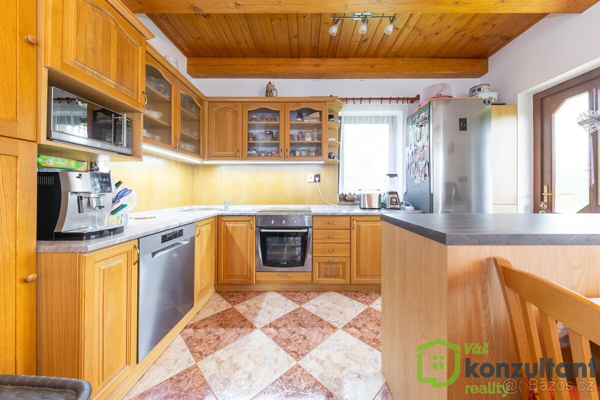 Prodej rodinného domu 3+kk, 110 m² – po rekonstrukci, fotovo - 3