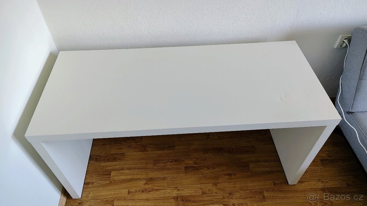 Psací stůl Malm IKEA (prasklina na pracovní desce) - 3