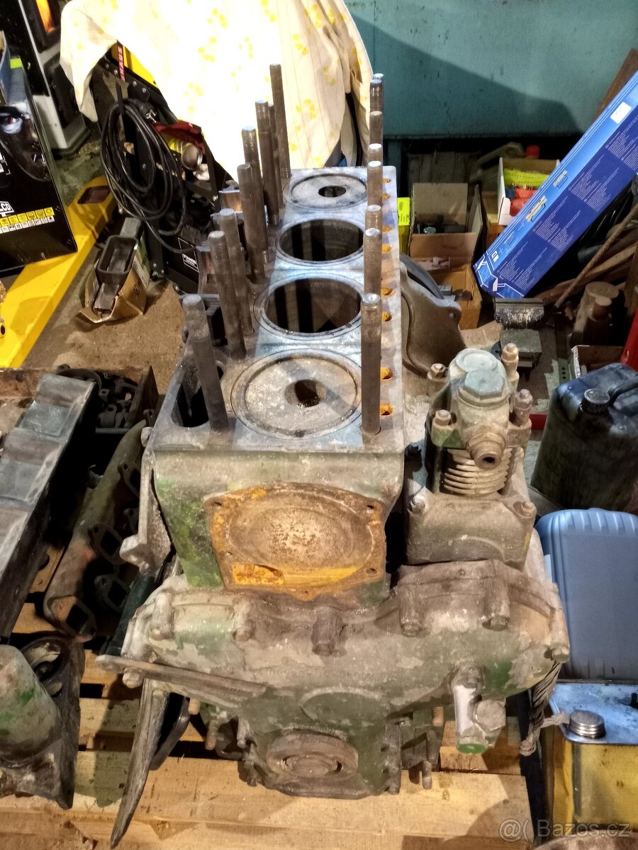 Zetor 50 Super motor - 3