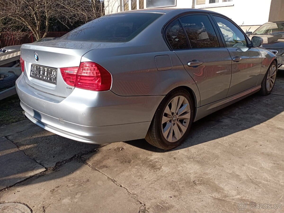 BMW E90 320D N47D20 na opravu nebo díly - 3