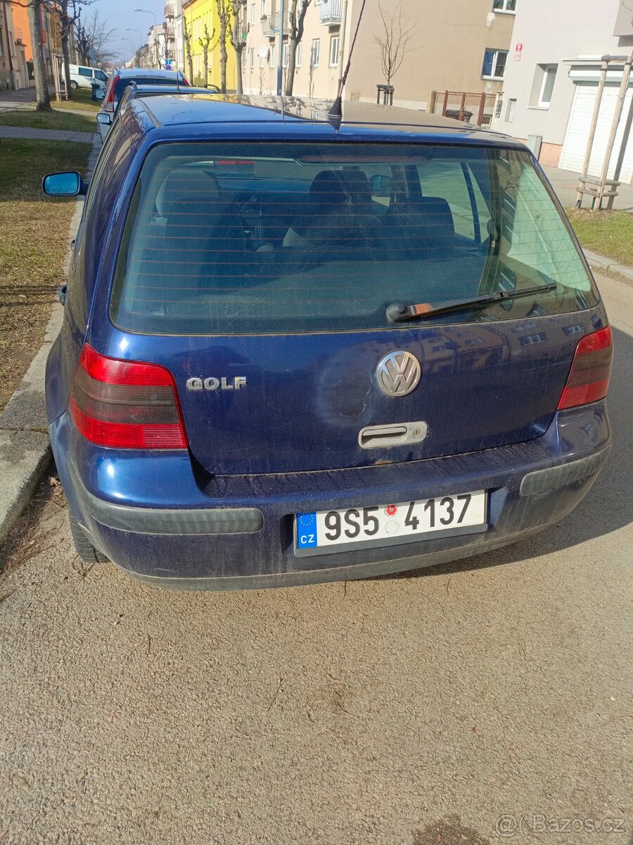 Golf 4 - 3