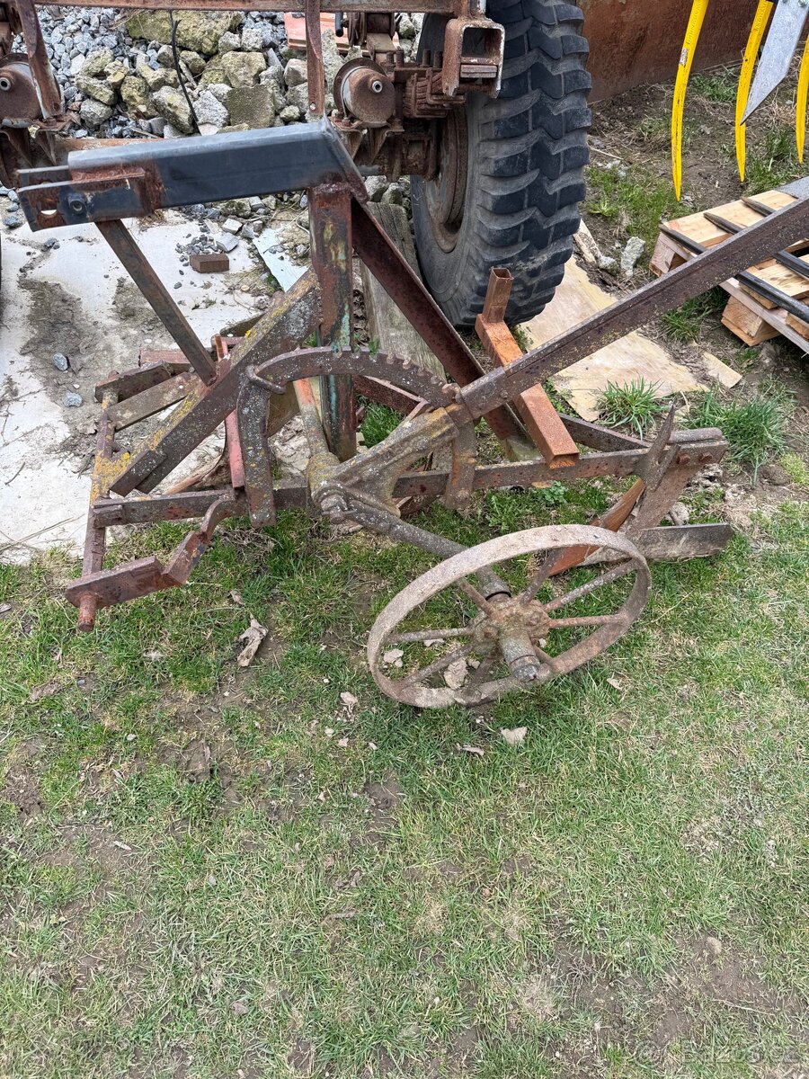 Pluh za malotraktor - 3