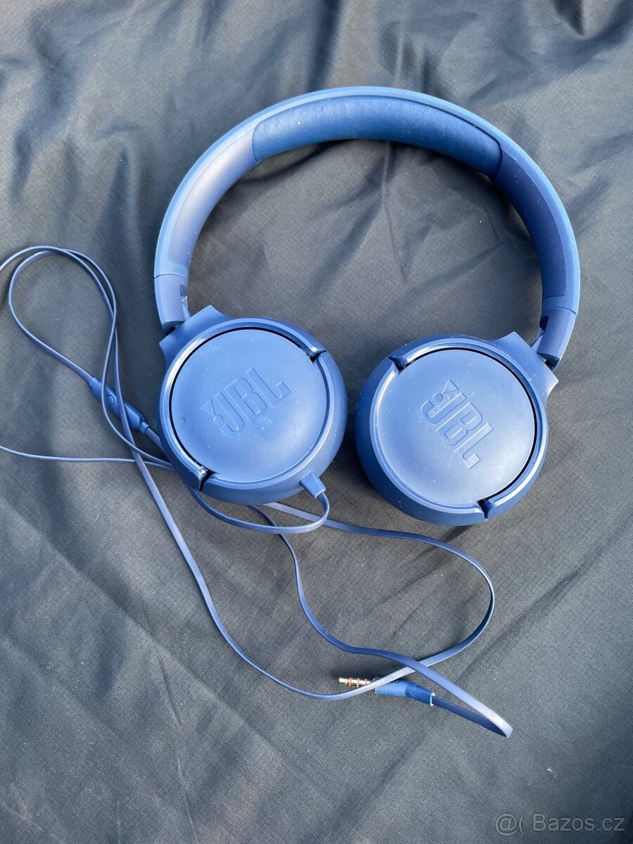 JBL sluchátka - 3