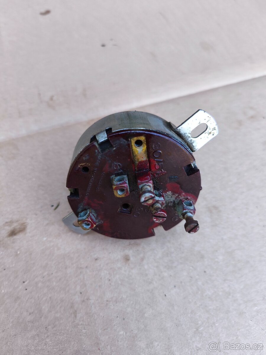 Spínací skříňka Jawa - 3