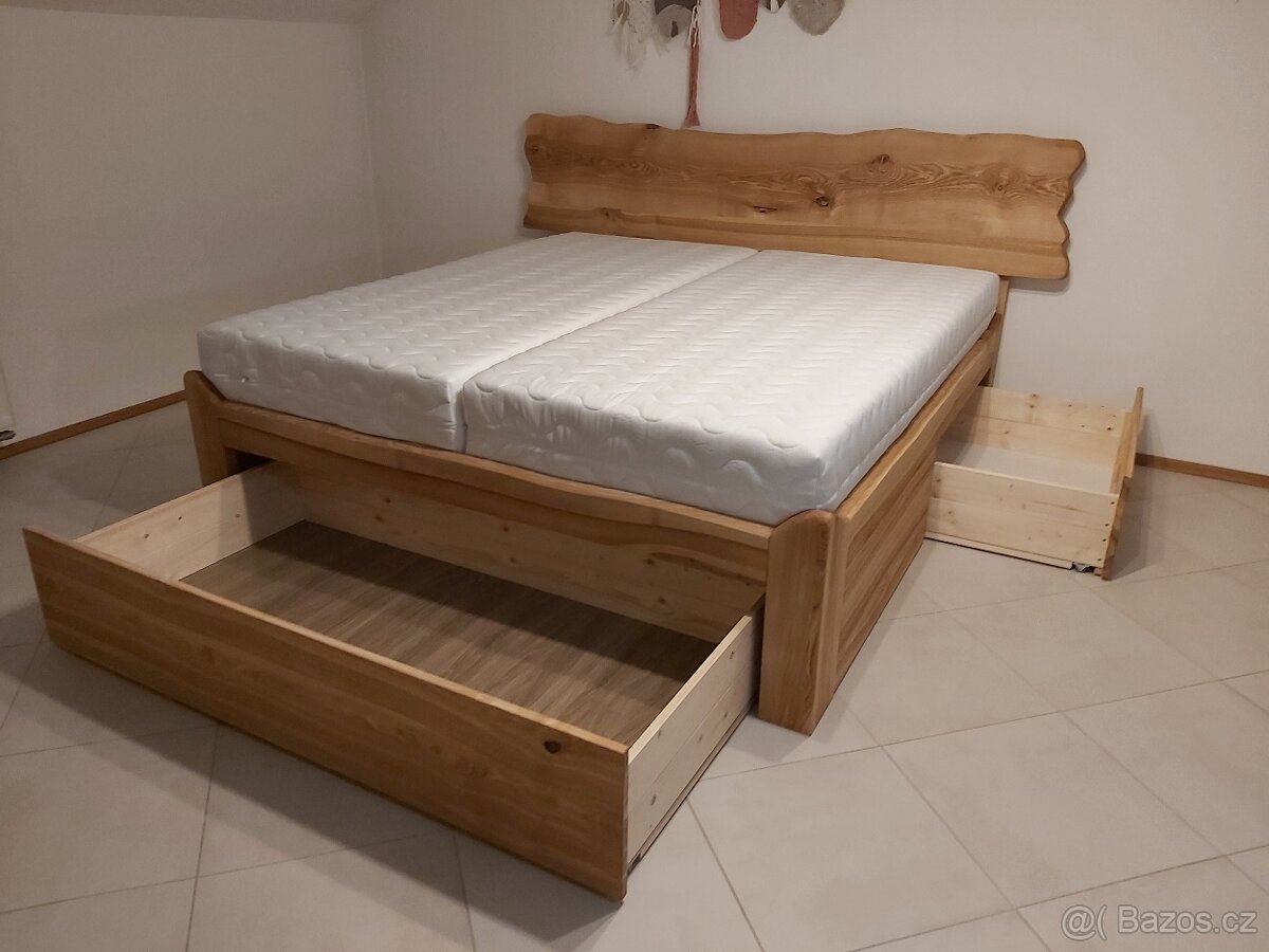 Jasanové postele s přírodní hranou. - 3