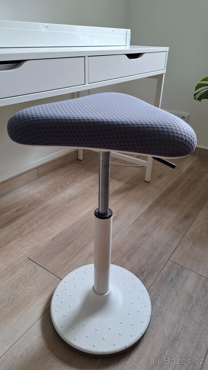 kancelářská balanční stolička - 3
