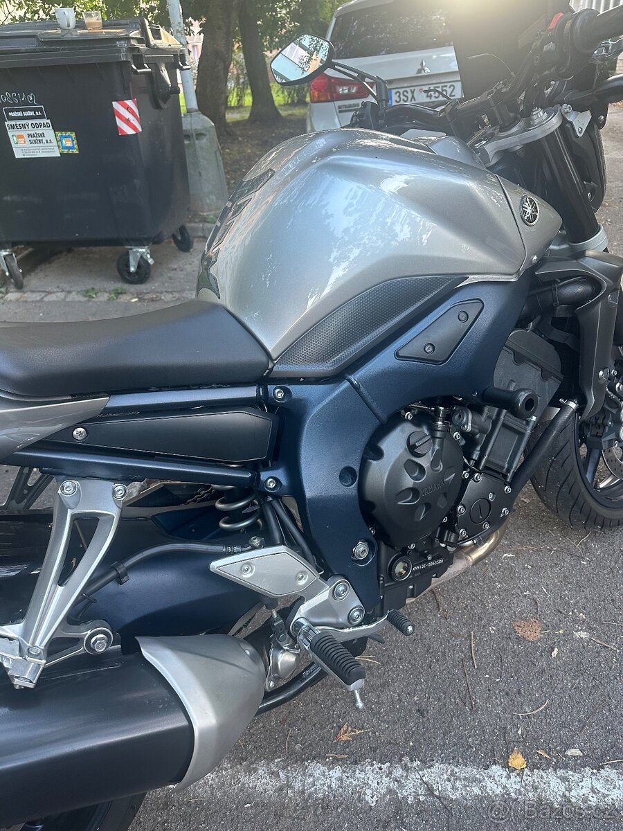 YAMAHA FZ1 N - 3