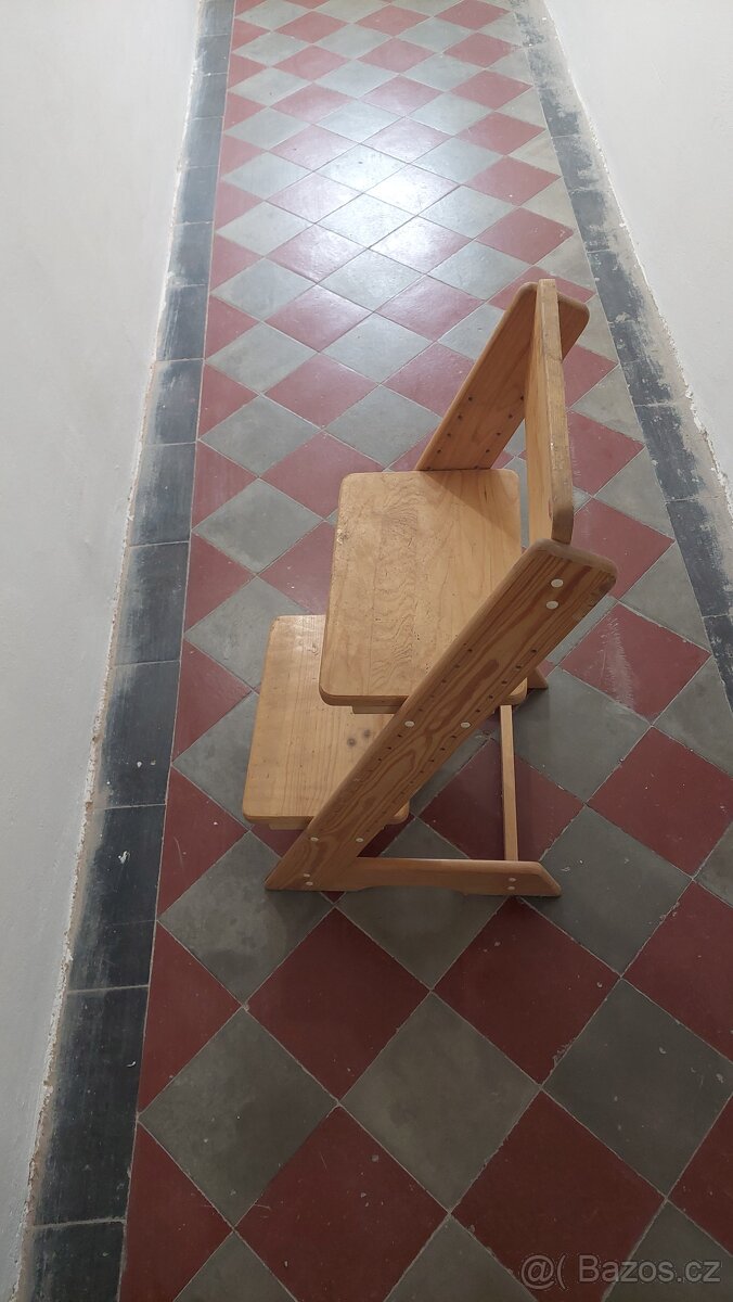 Rostoucí židlička pro děti - 3