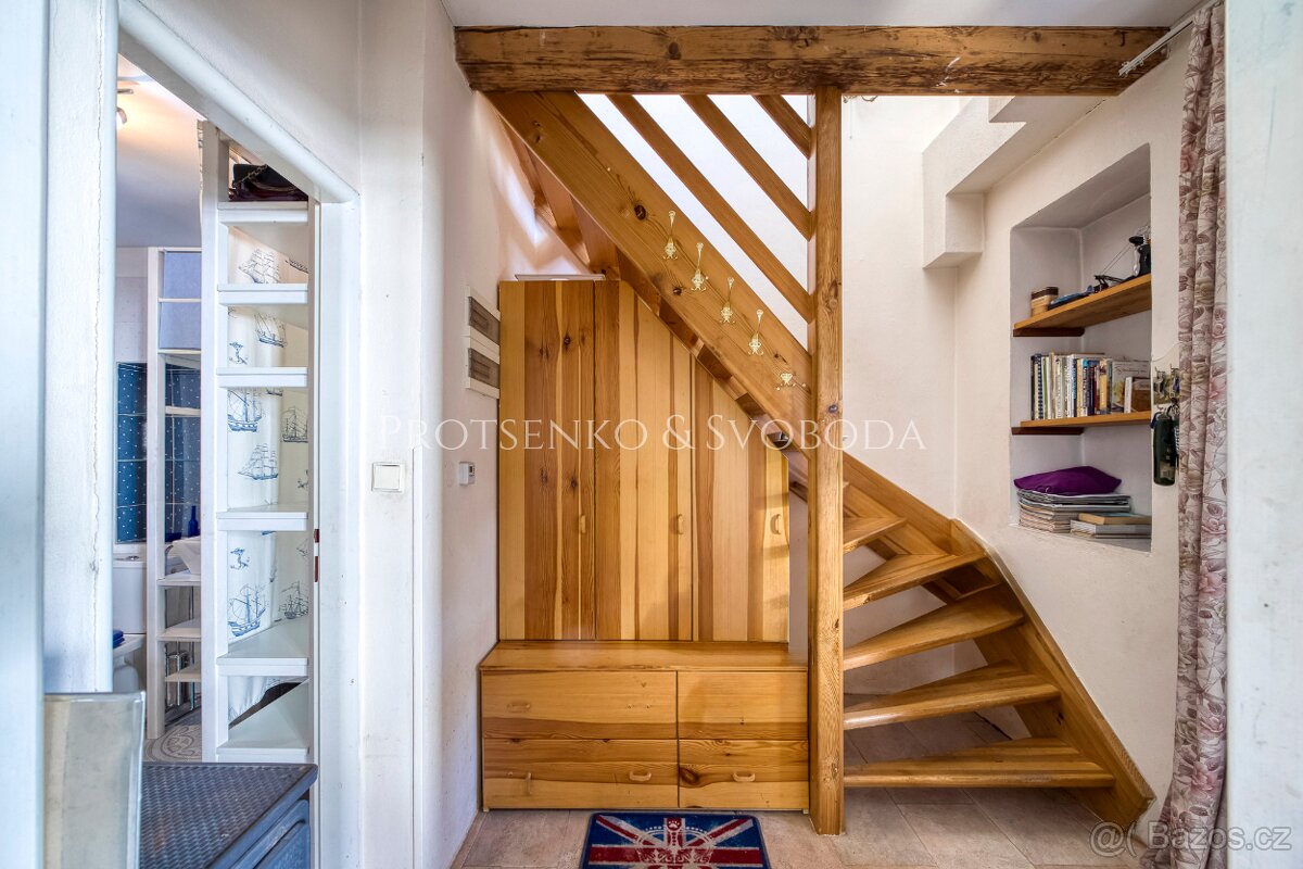 Prodej rodinného domu 285 m², pozemek 1096 m² Havl. Brod - 3