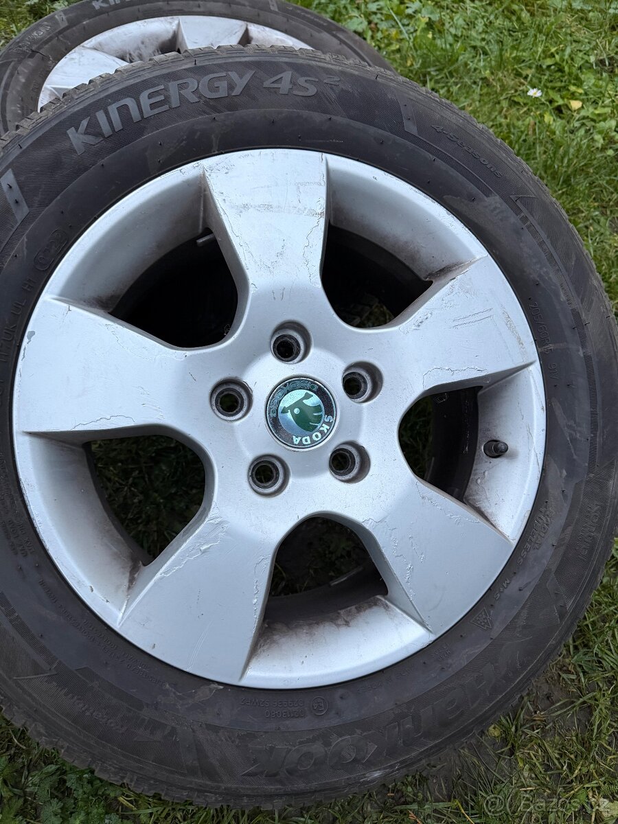 Celoroční originál Škoda alu kola 5x112 205/60R15 - 3