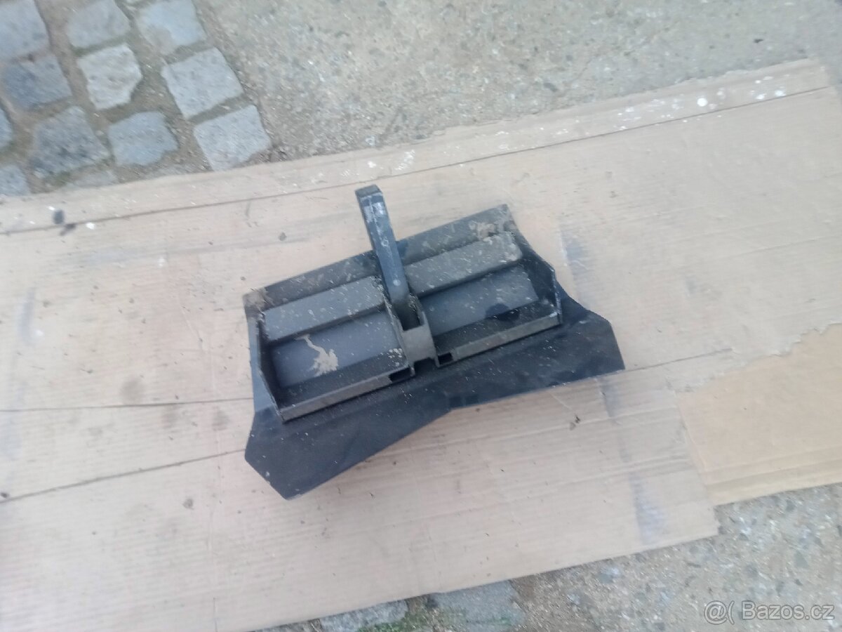 Závěs na Vari k fd3 dále nárazník - 3