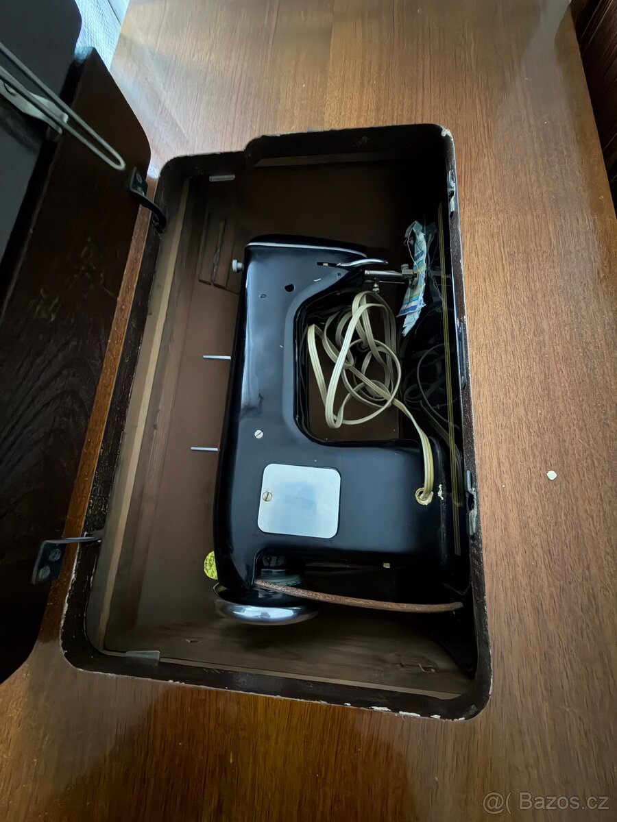 Minerva stary sici stroj - retro - 3