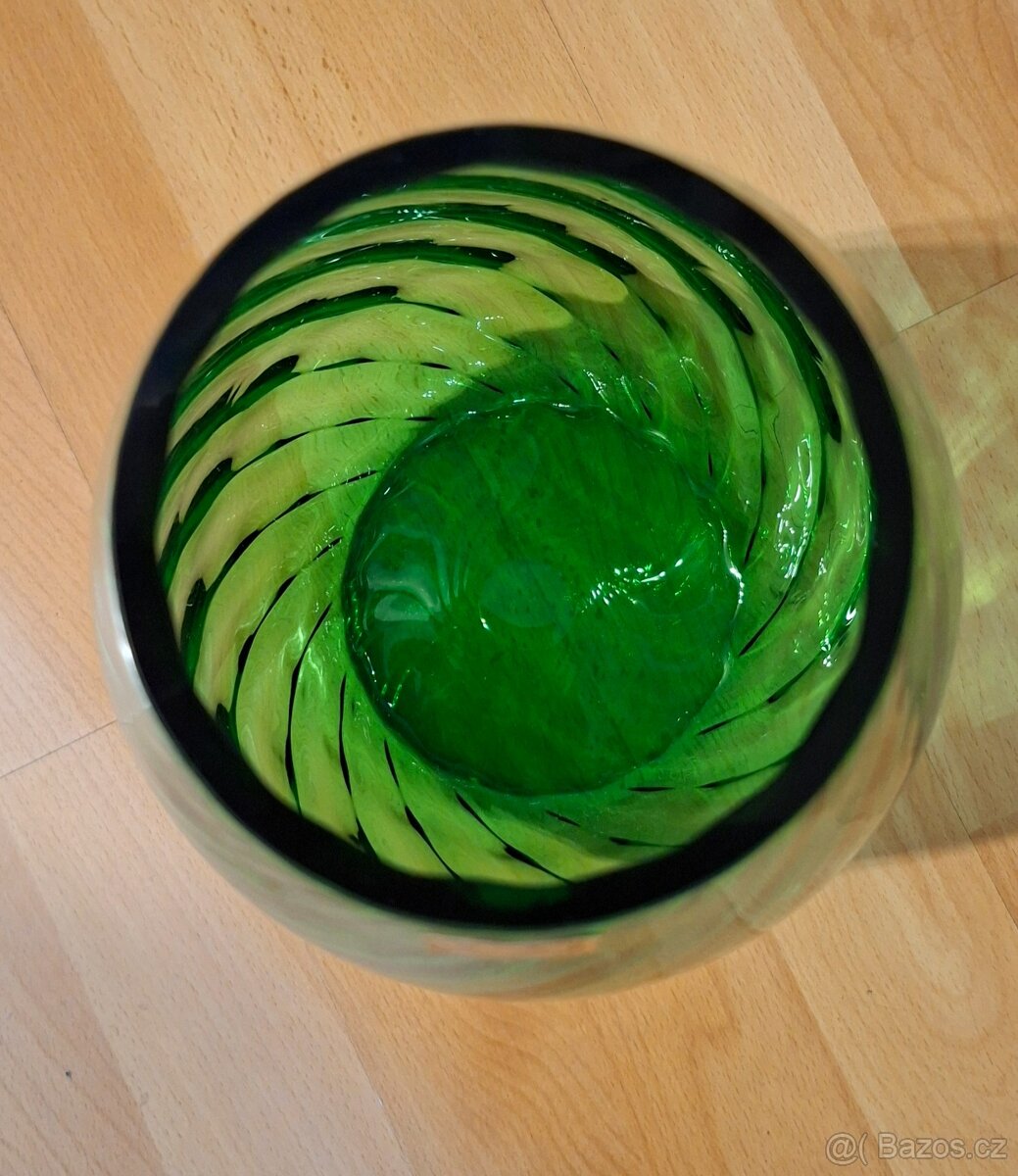 Skleněná váza - 3