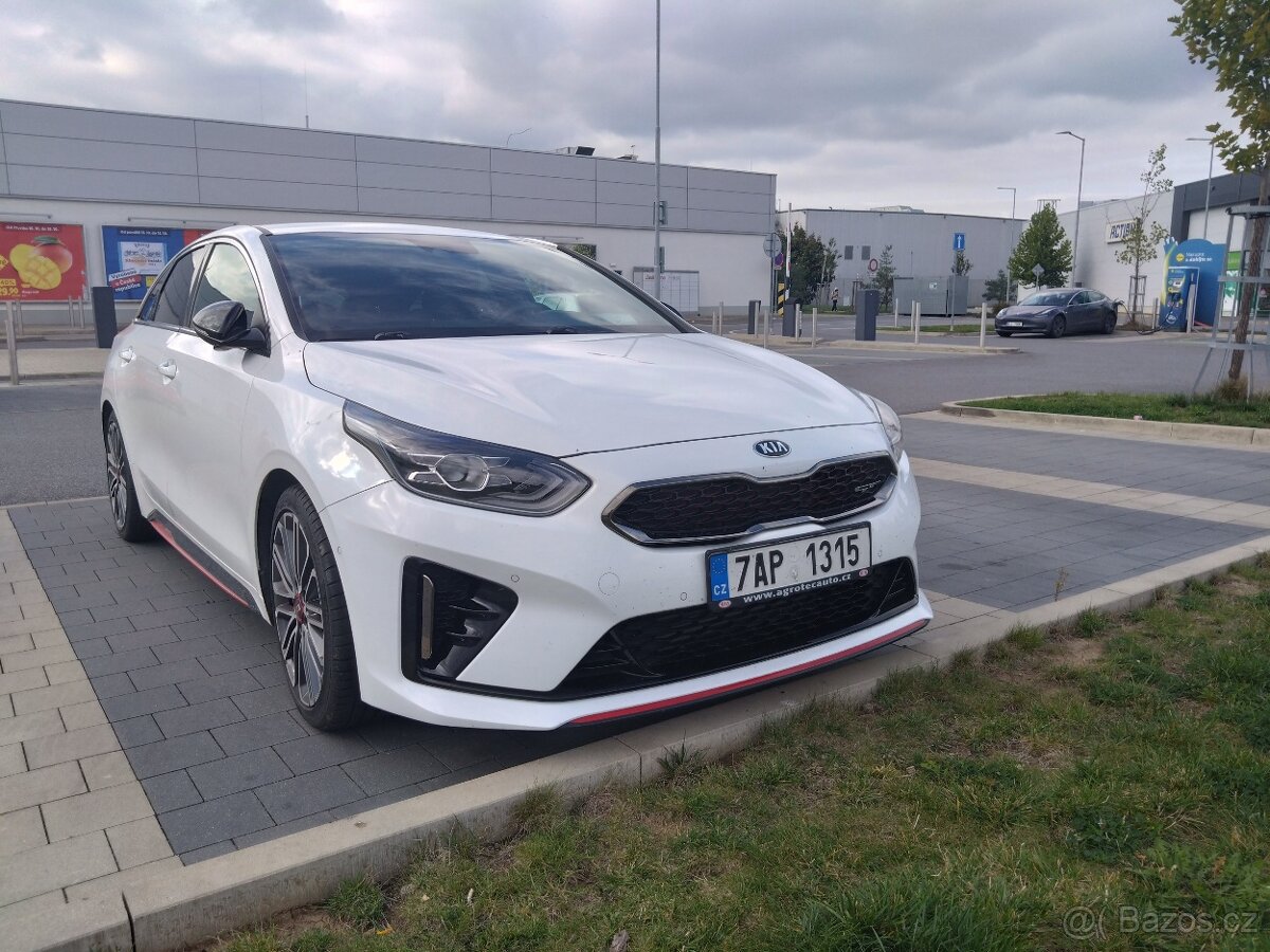 Kia ProCeed GT 1.6 T-GDI - 3