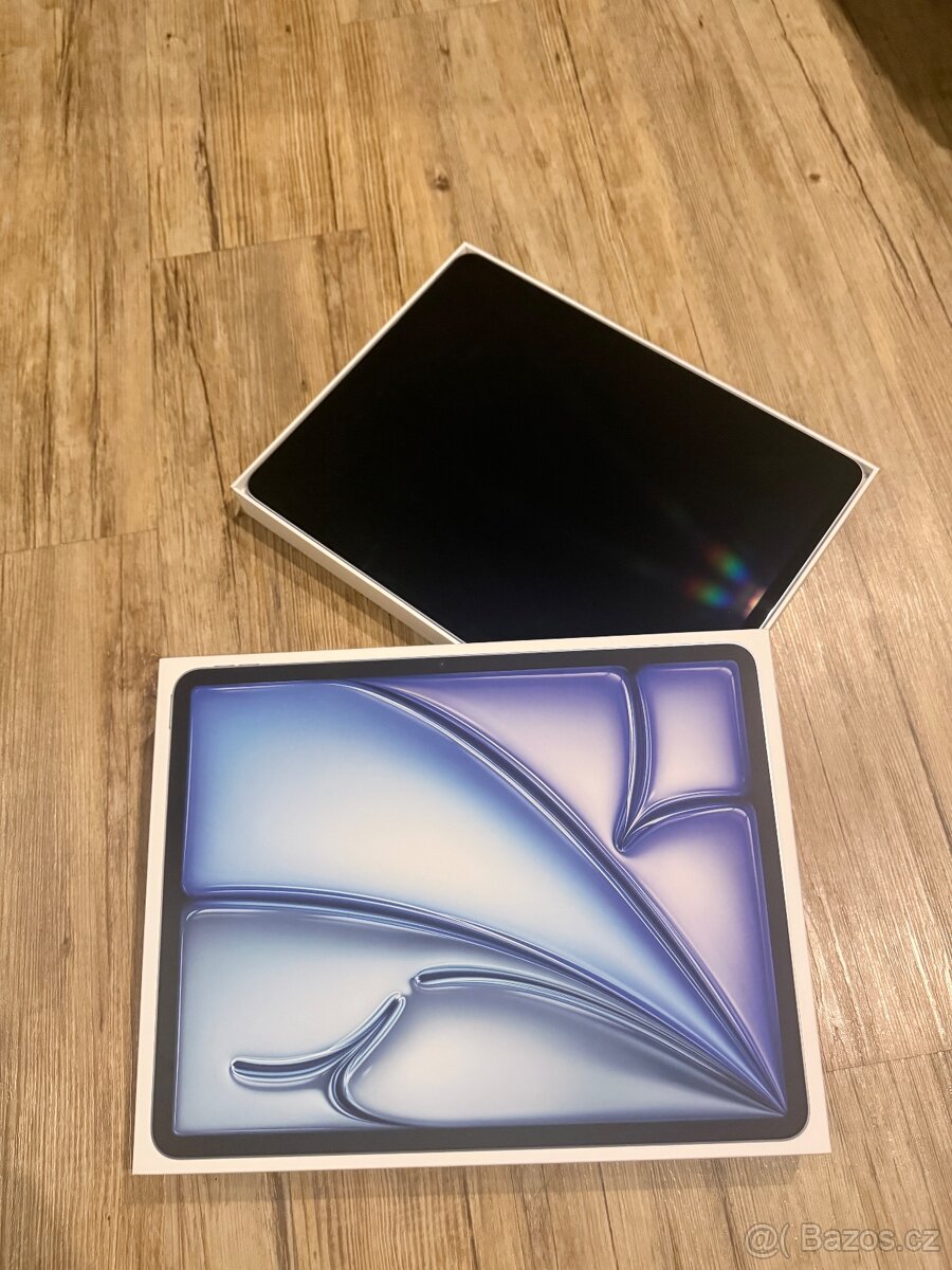 iPad Air 13’’ modrý 256 GB, 2024 - 3
