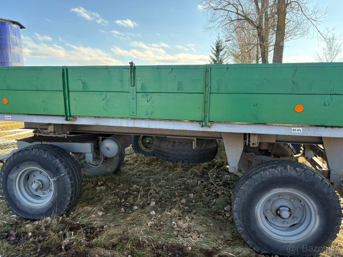 Vlek za traktor 8t - 3