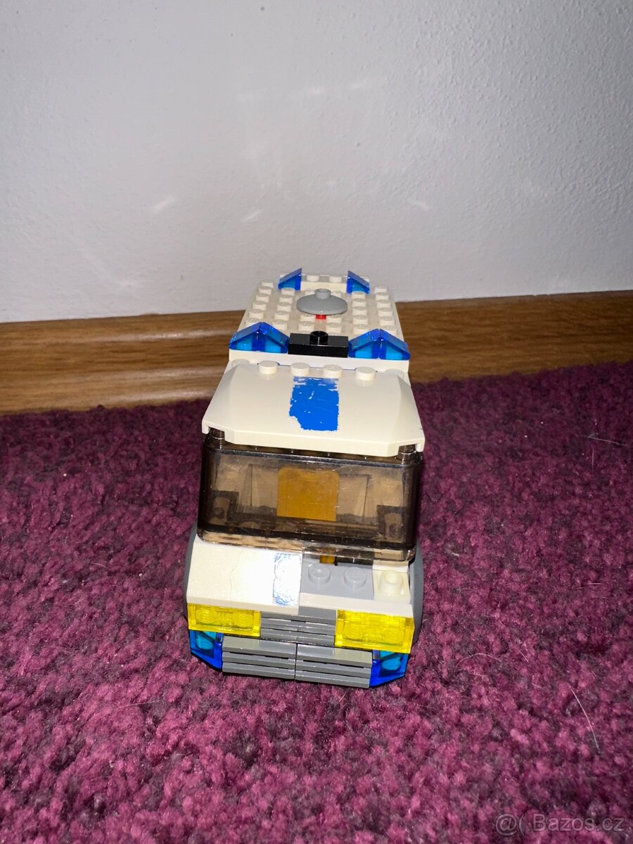 Policejní transporter 7245 - 3