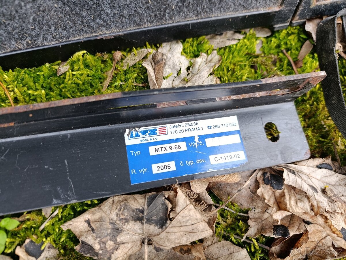 Škoda Octavia 2 klec - 3