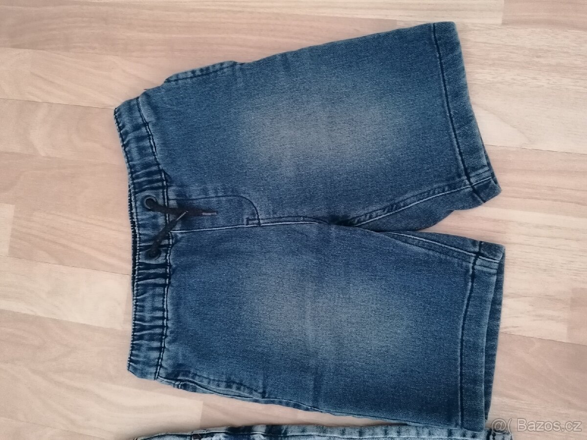 Chlapecké kraťasy vel. 146 - 3