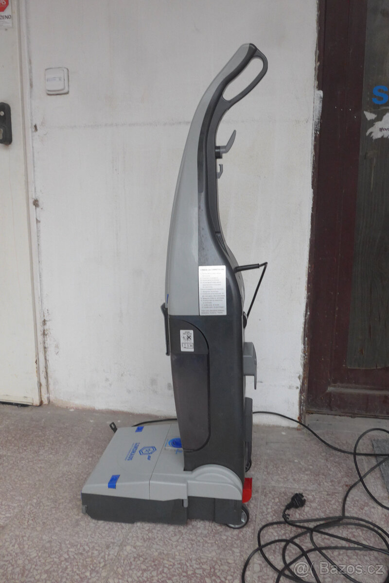 Podlahový Micí Čistící Stroj LINHAUS LW30 - 3