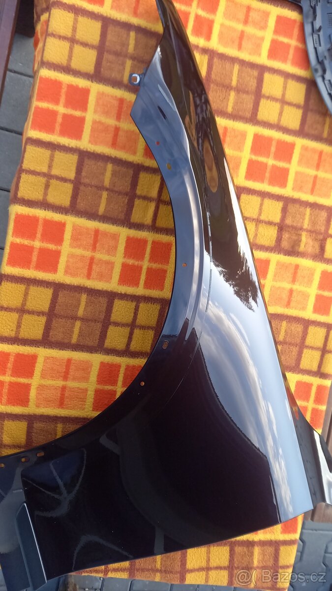 Blatník LP Volvo V90CC - 3