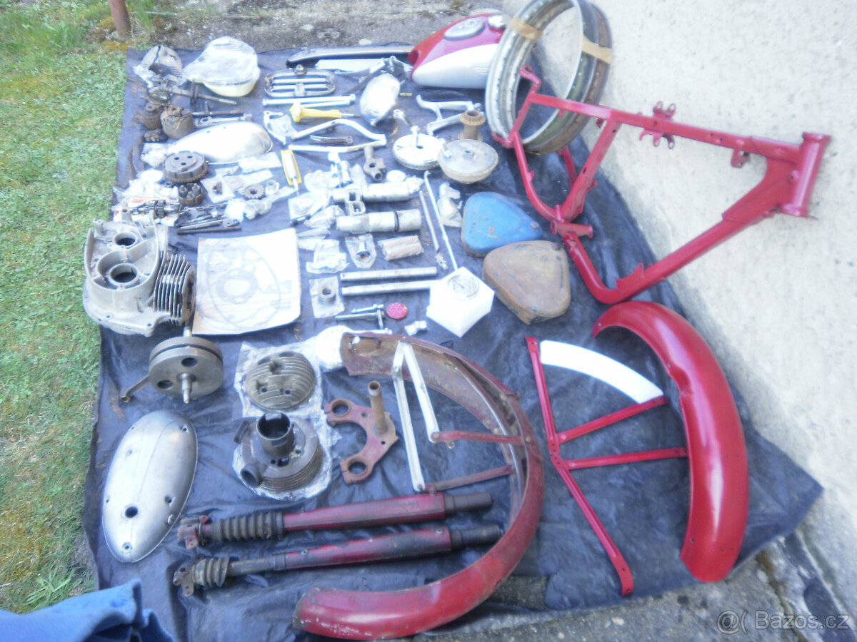 Jawa 250 Pérák "Komunista" - 3