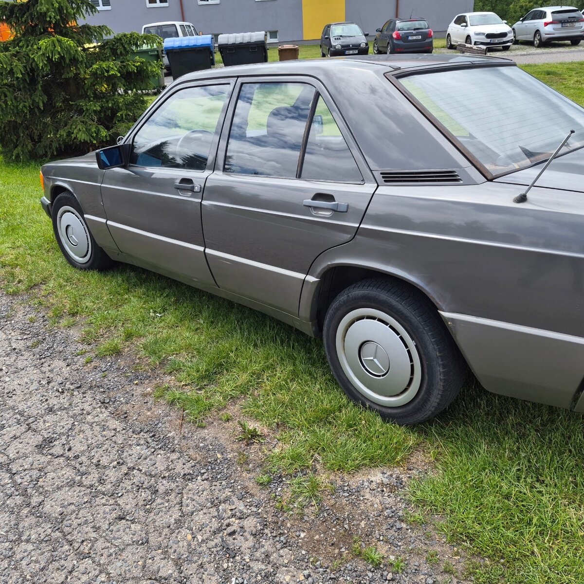 Prodám mercedes 190 - 3