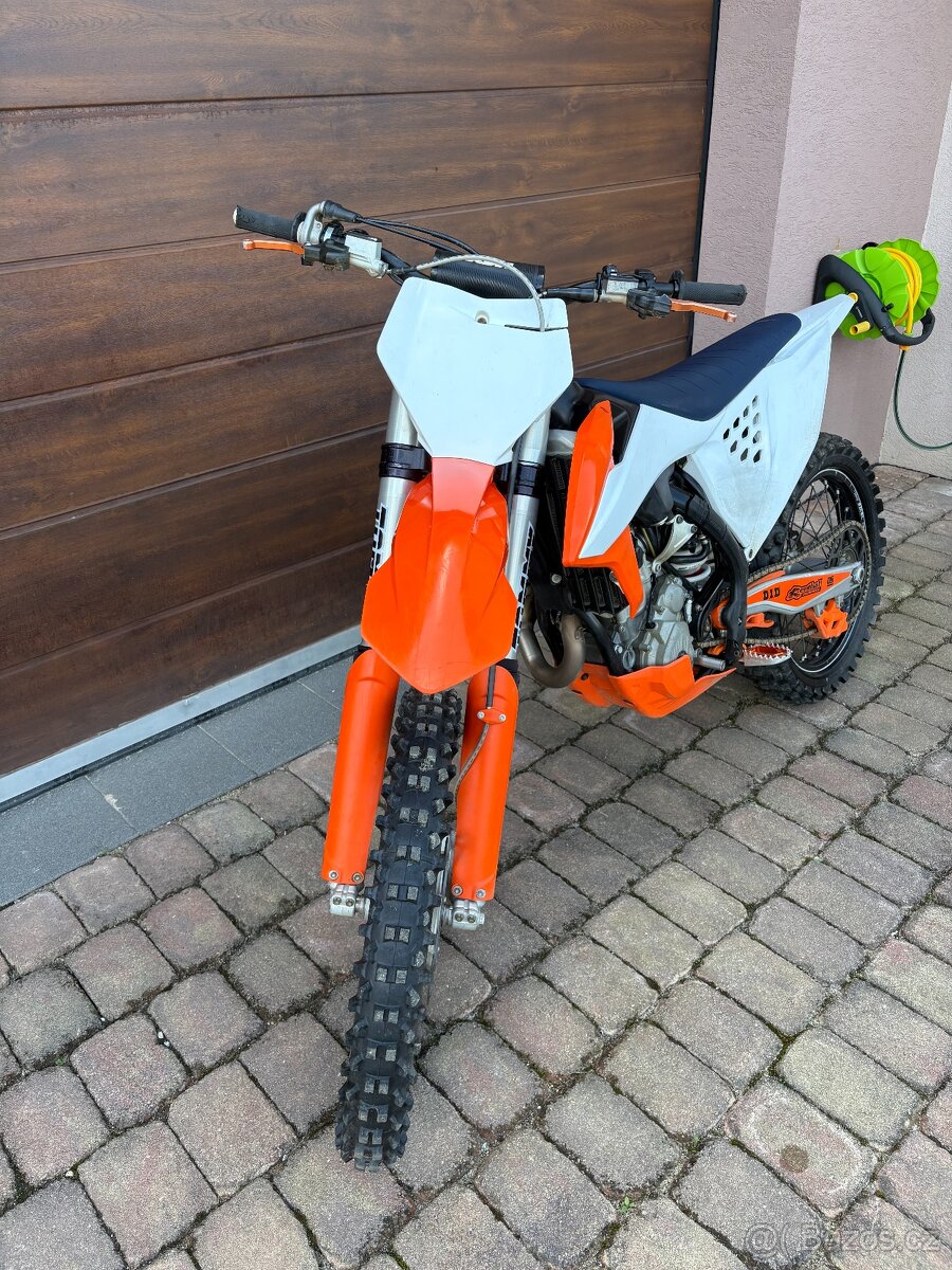 Prodám KTM SX-F 350,r.v.2021,118mth,koupena v ČR