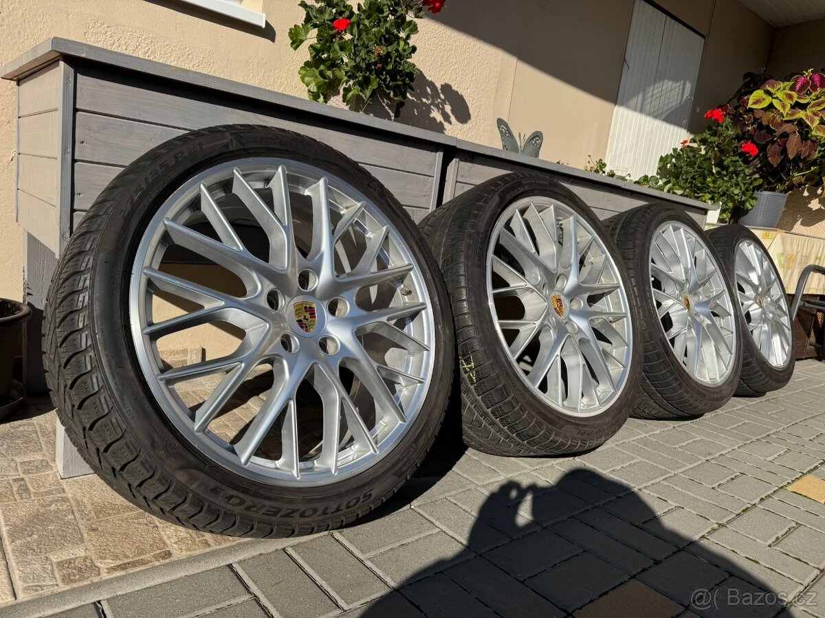 Porsche 5x130 R21 - 3