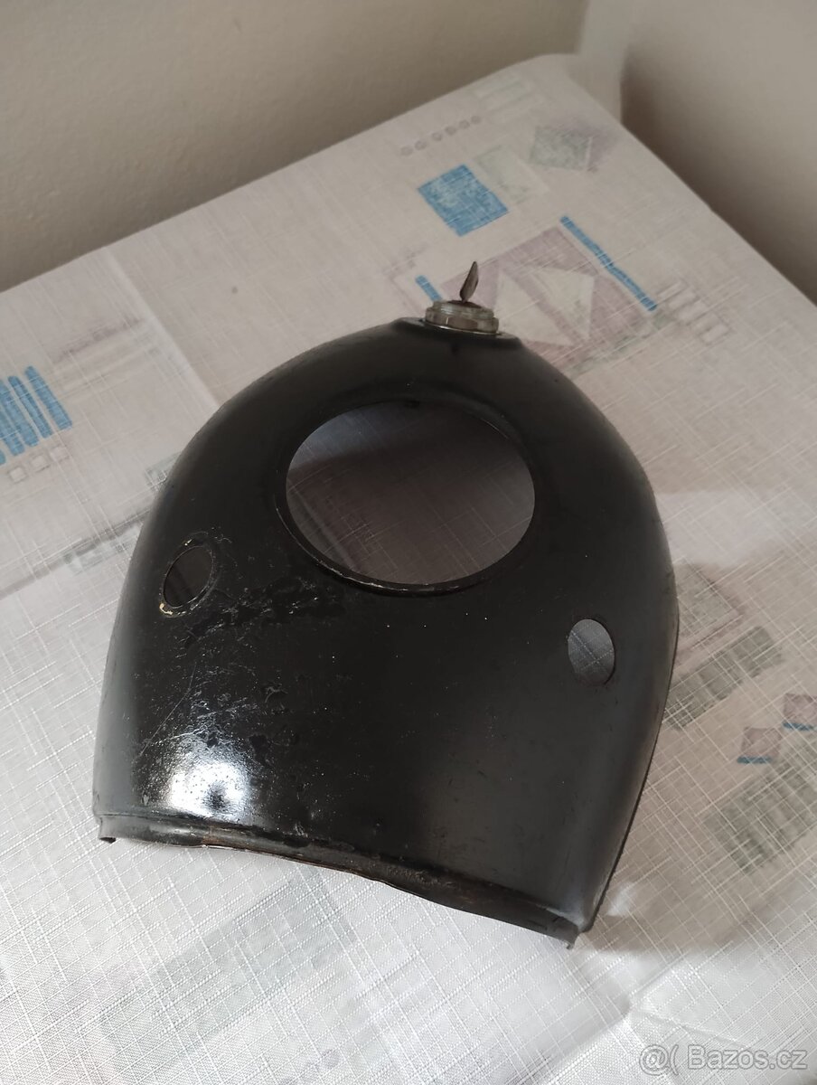 Horní maska ČZ 175/470 sport v originální černé barvě - 3