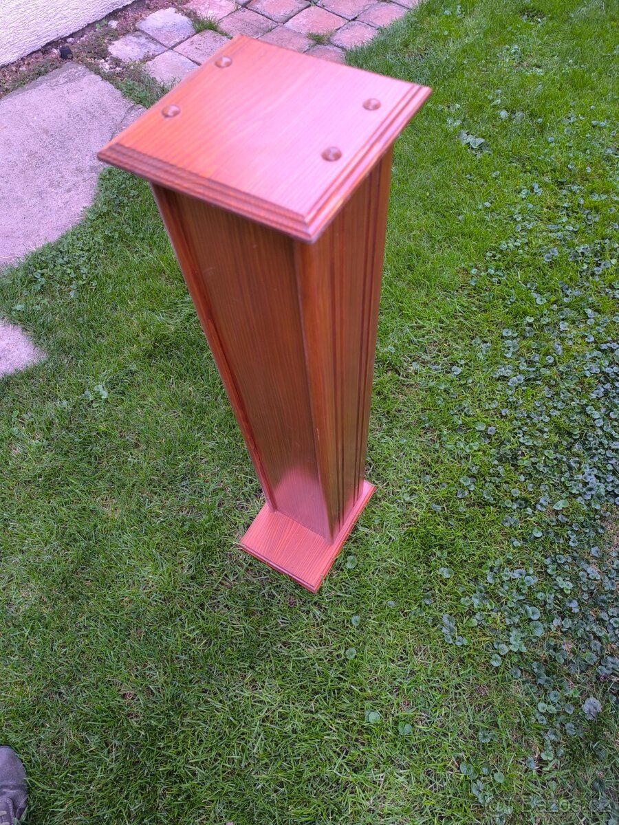 Stojan na CD. Masiv. Truhlářská výroba - 3