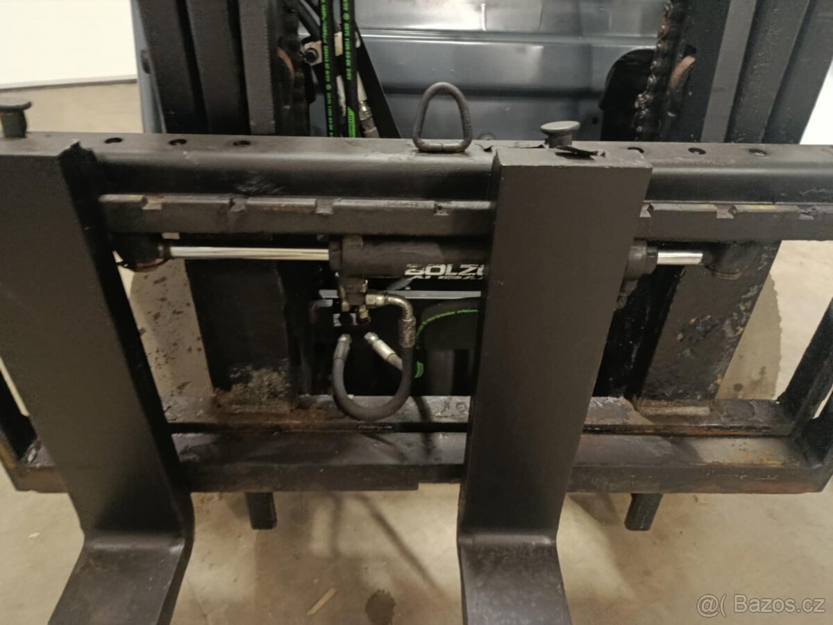 Vysokozdvižný vozík Toyota 8FGCU25 LPG - 3