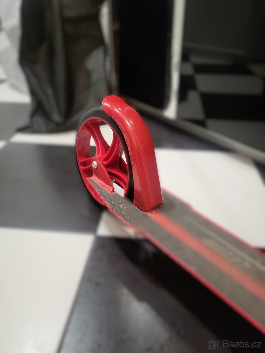 Skládací koloběžka FERRARI, červená, kola 200 mm - 3