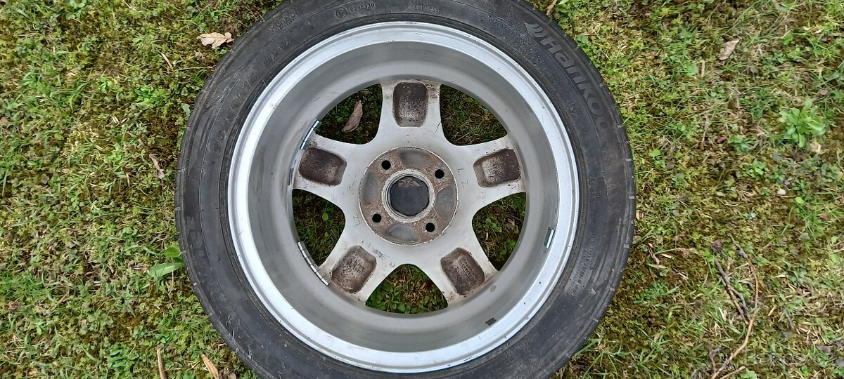 Alu kola Bene PEUGEOT/FORD 15",pneu 195/50R15,podložky 20 - 3