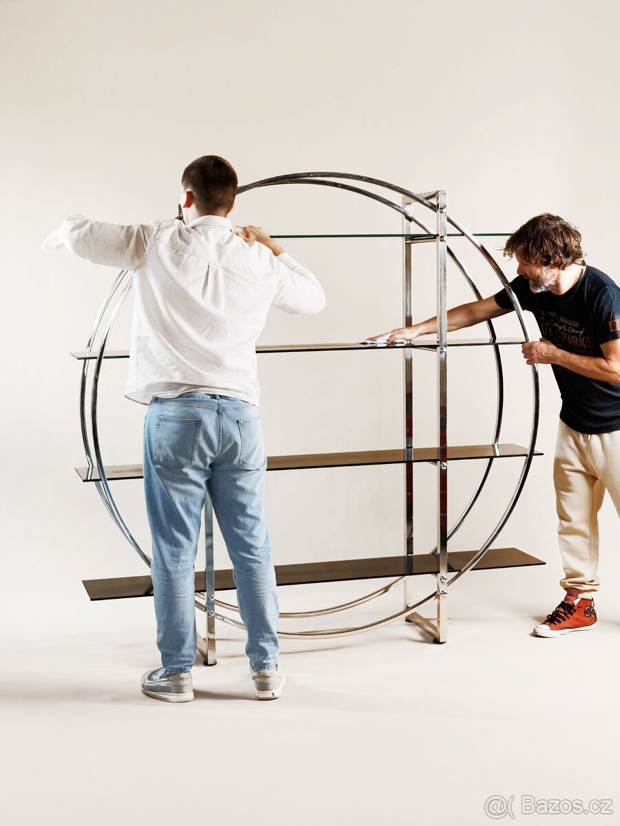 VELKÝ KRUHOVÝ ETAŽÉR - 3