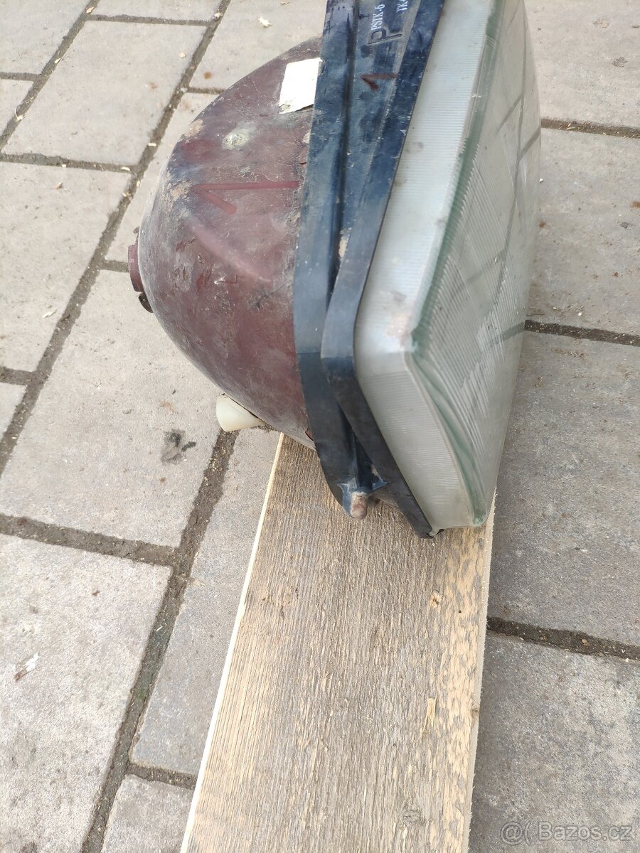 Přední světlo Škoda 120 P (1/5) - 3