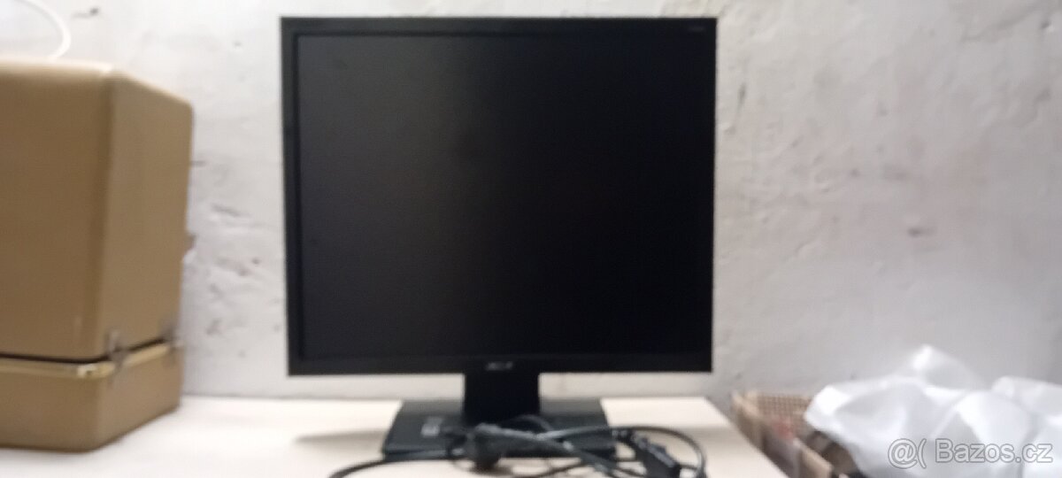 LCD Monitor LG Acer "19" 2ks - 3