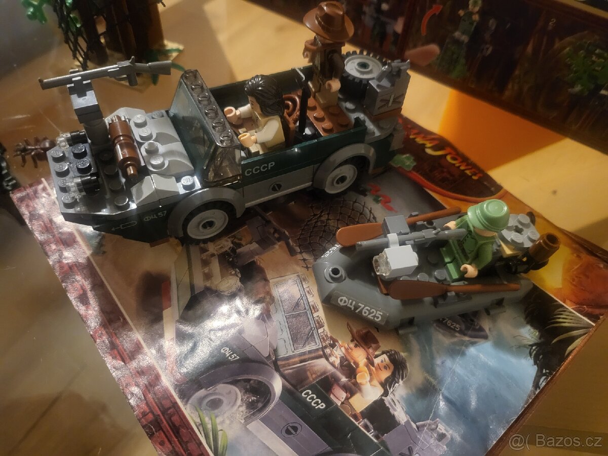 Prodam Lego Indiana Jones 7625 - 3