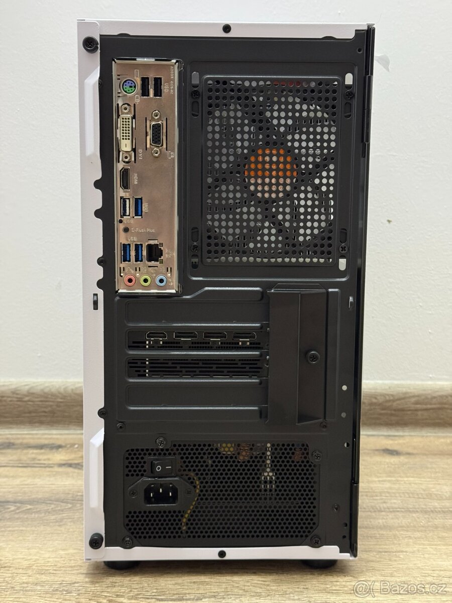 Herní PC Ryzen 5 16GB RAM NVMe SSD VEGA64 - 3
