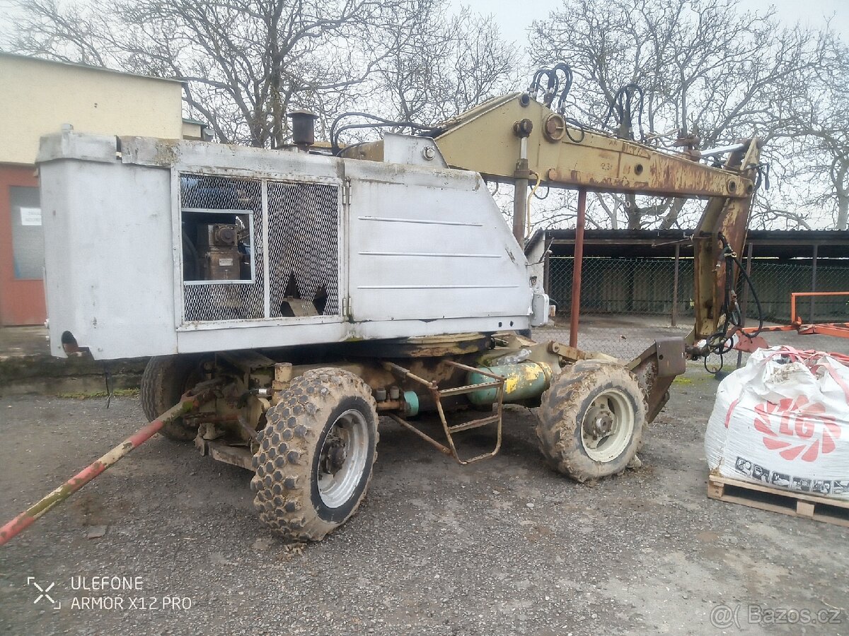 Prodám nakldač T 174 - 3